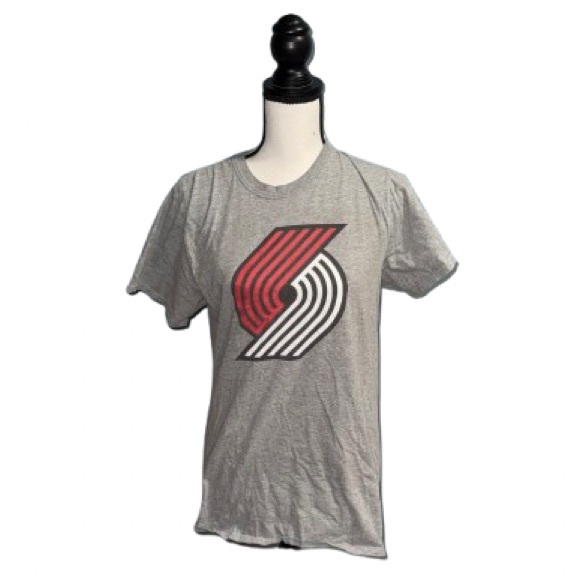 Fanatics Other - fanatics lillard basketball tee shirt